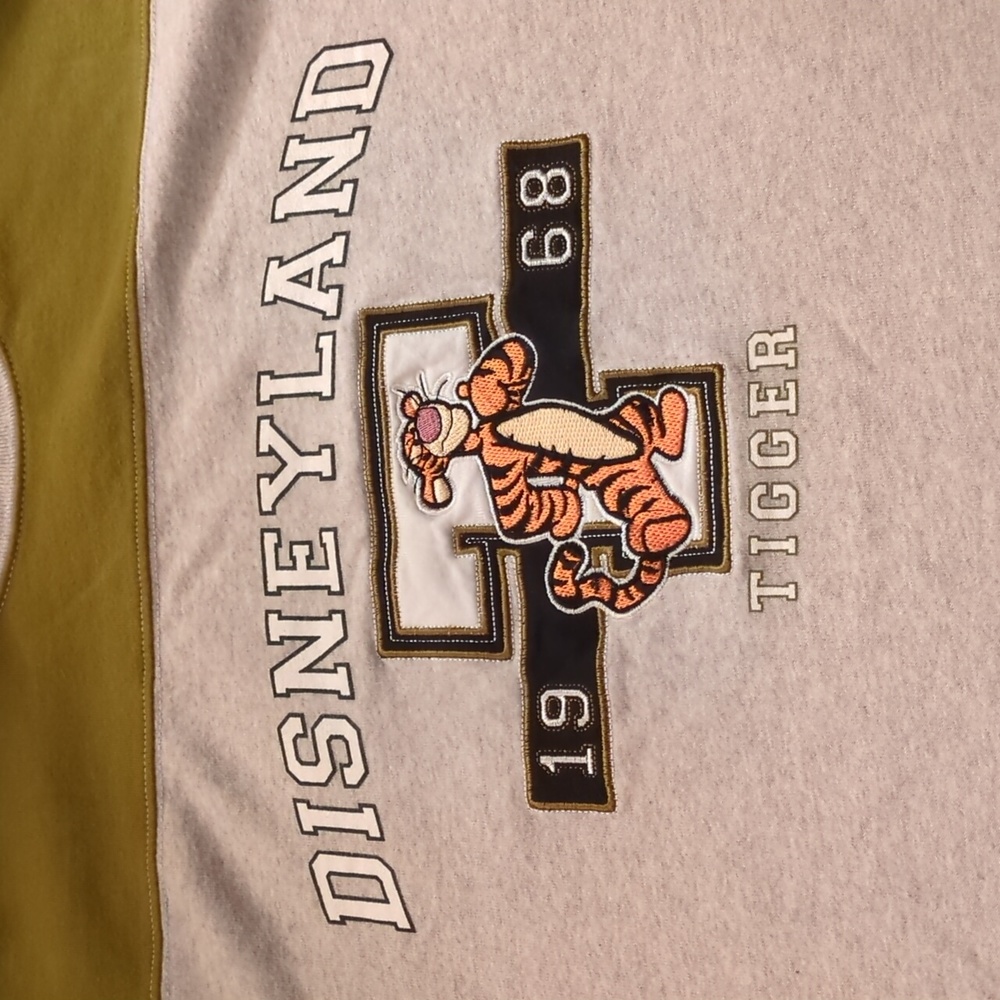 Vintage Disneyland Resort Gray and Olive Green Tigger 1968 Shirt - Picture 3 of 6